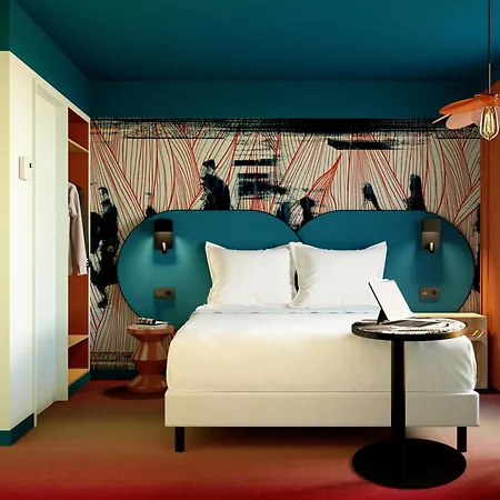 Ibis Styles Batignolles Hotel 3*
