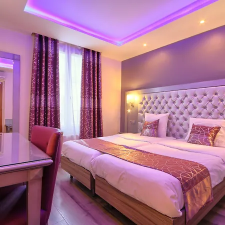 Ibis Styles Batignolles Hotel 3*