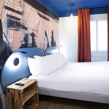 Ibis Styles Batignolles Hotel 3*