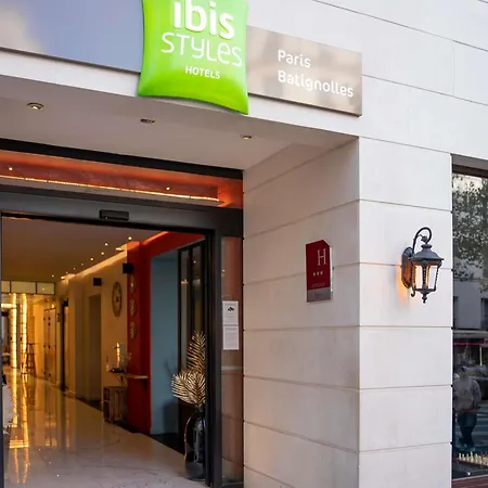 Ibis Styles Batignolles 3* Parigi