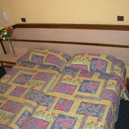 Ibis Styles Batignolles Hotel Parigi
