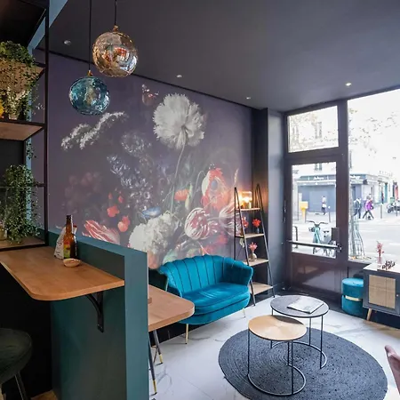 Ibis Styles Batignolles Parigi