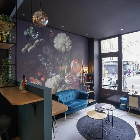 Ibis Styles Batignolles Parigi