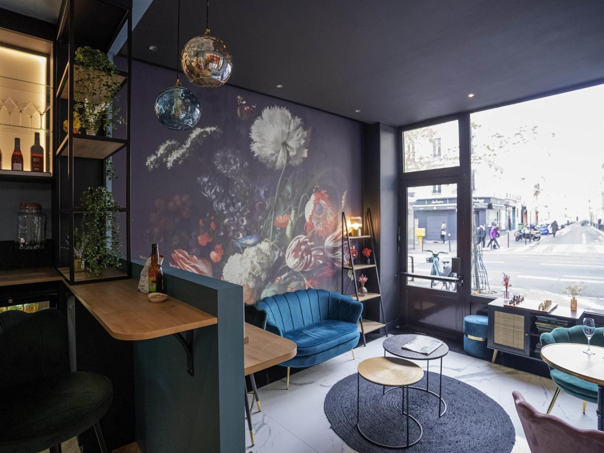 Ibis Styles Batignolles Parigi